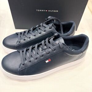 TOMMY HILFIGER BRECONS MEN SNEAKSERS COLOR DARK BLUE